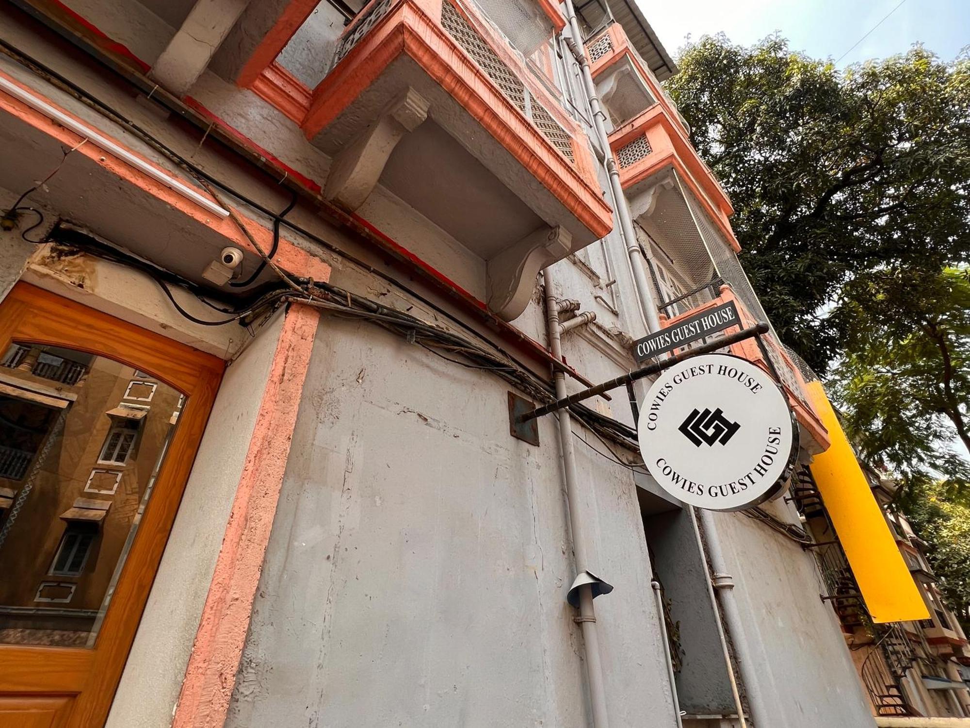 Backpacker Cowies Mumbai Exterior photo